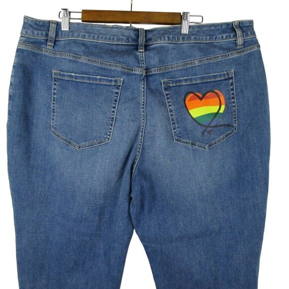Lane Bryant Jeans Denim Boyfriend Capris Blue Pride Rainbow Heart Plus Size 22P - Picture 7 of 12
